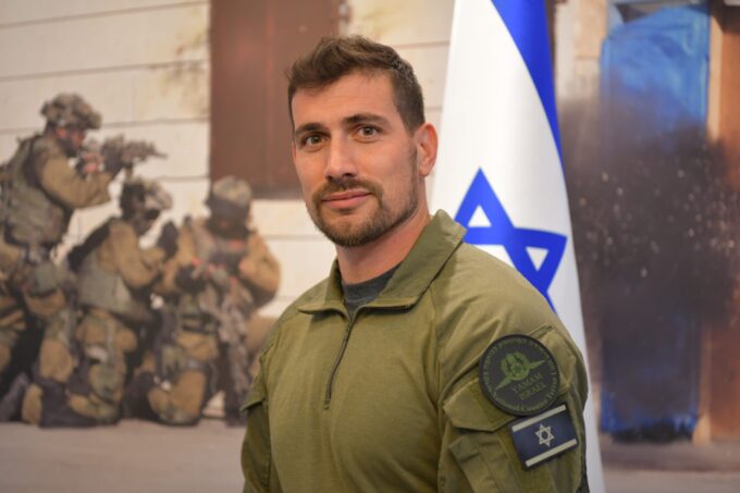 ⁦האמריקאי | מכירה מוקדמת⁩ – תמונה ⁦2⁩